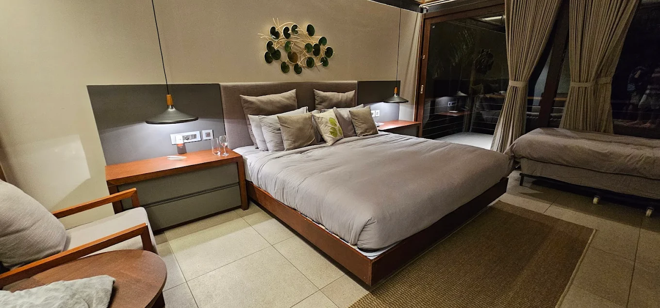 Tilar Siro _ room .webp